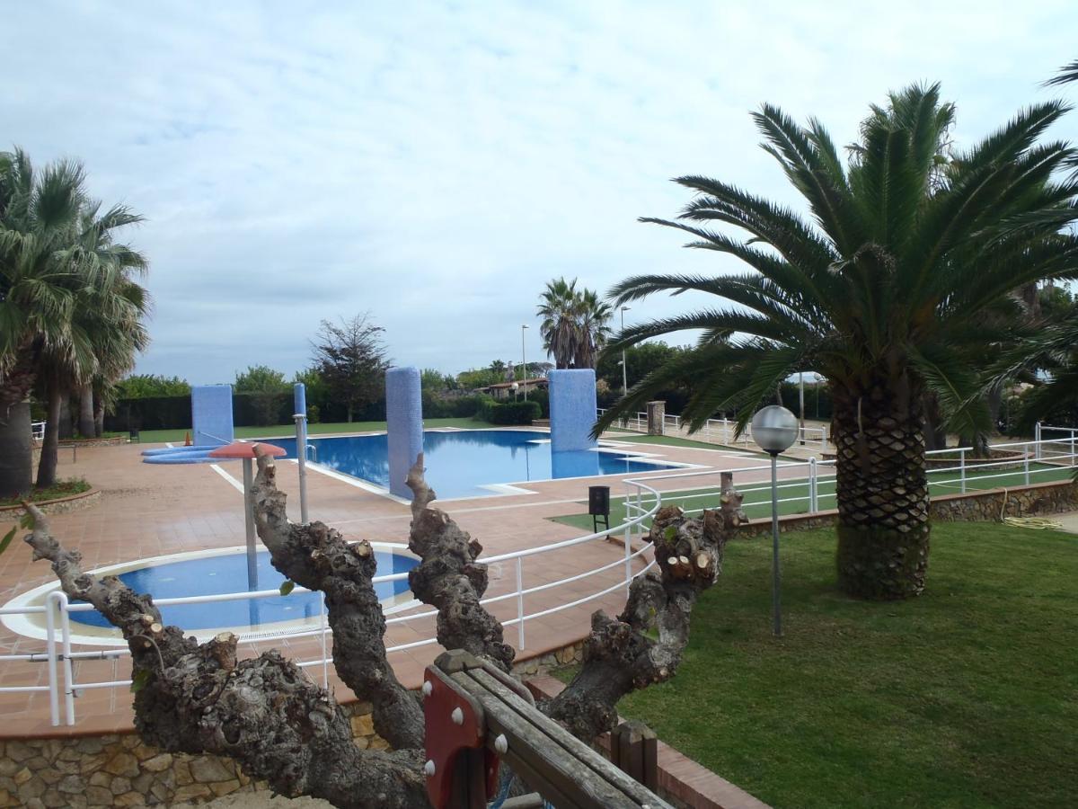 Albatross Mobile Homes On Camping El Pla De Mar Malgrat de Mar Kültér fotó